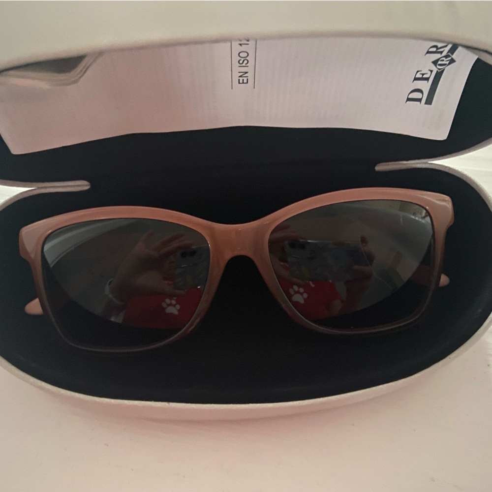 Tous sunglasses with case